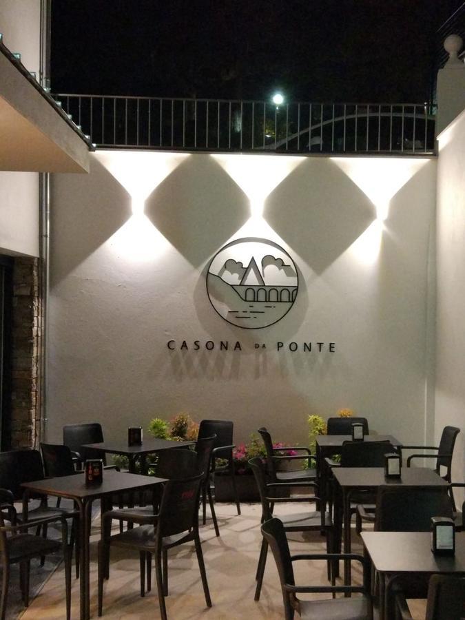 Hotel Casona Da Ponte Portomarin Exterior foto
